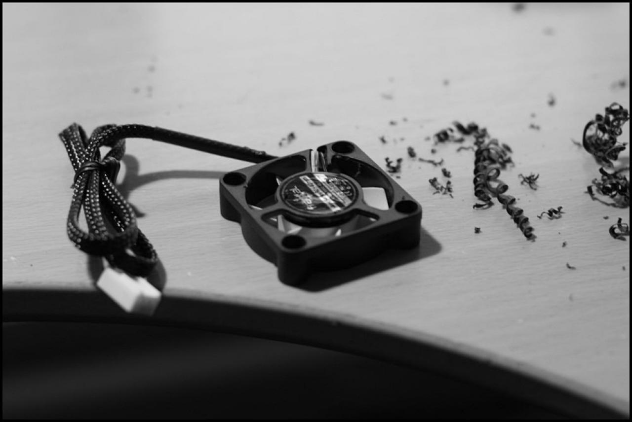 [20/03/2013] Caselabs TH10 N.V.: Ein PC mit Ausnahme-Wasserkühlung entsteht (15)