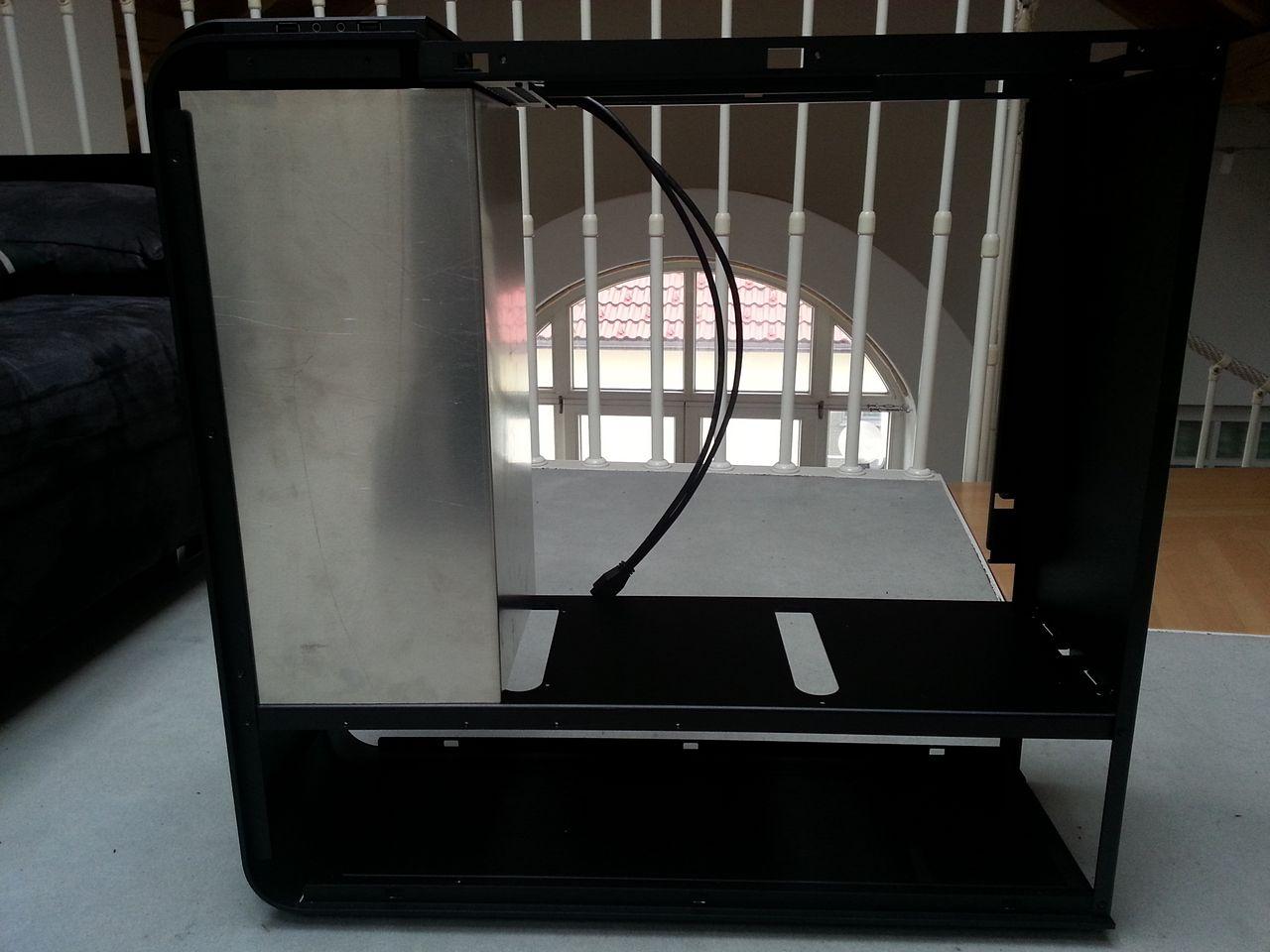 [13/03/2013] Edel-Casemod entsteht: Silverstone TJ11 trifft auf umfangreiche Wasserkühlung (27)