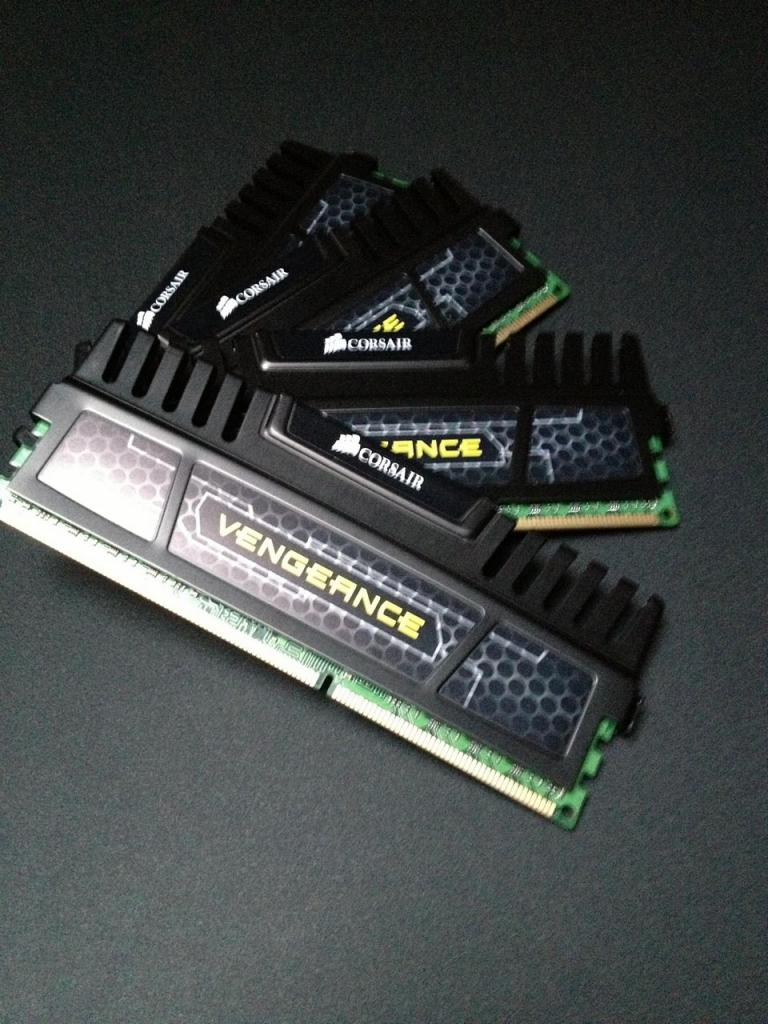 [06/03/2013] Update vom 6.3. mit schrägen Kühlkonstruktionen und Zwergen-PCB (30)
