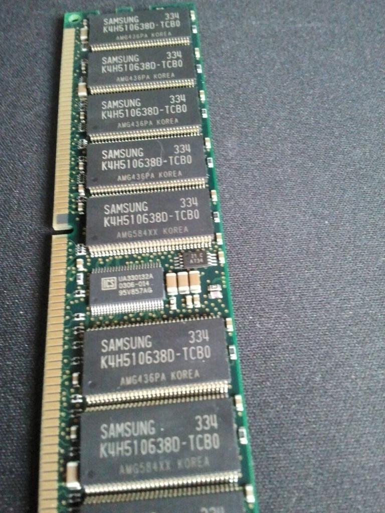 [06/03/2013] Update vom 6.3. mit schrägen Kühlkonstruktionen und Zwergen-PCB (24)