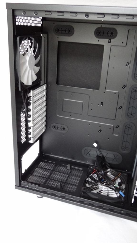 [10/03/2013] PCGHX-Gehäuse-Review: Fractal Design Define XL R2 im Test (14)