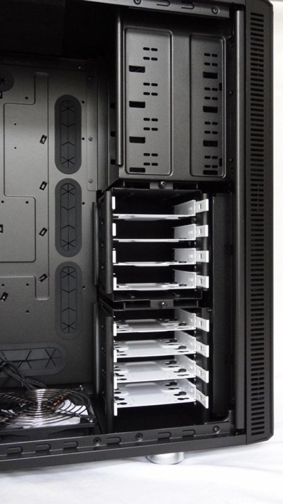 [10/03/2013] PCGHX-Gehäuse-Review: Fractal Design Define XL R2 im Test (11)