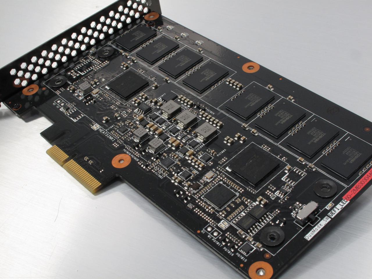[26/04/2013] Asus ROG Raidr PCIe SSD 240GB 11 