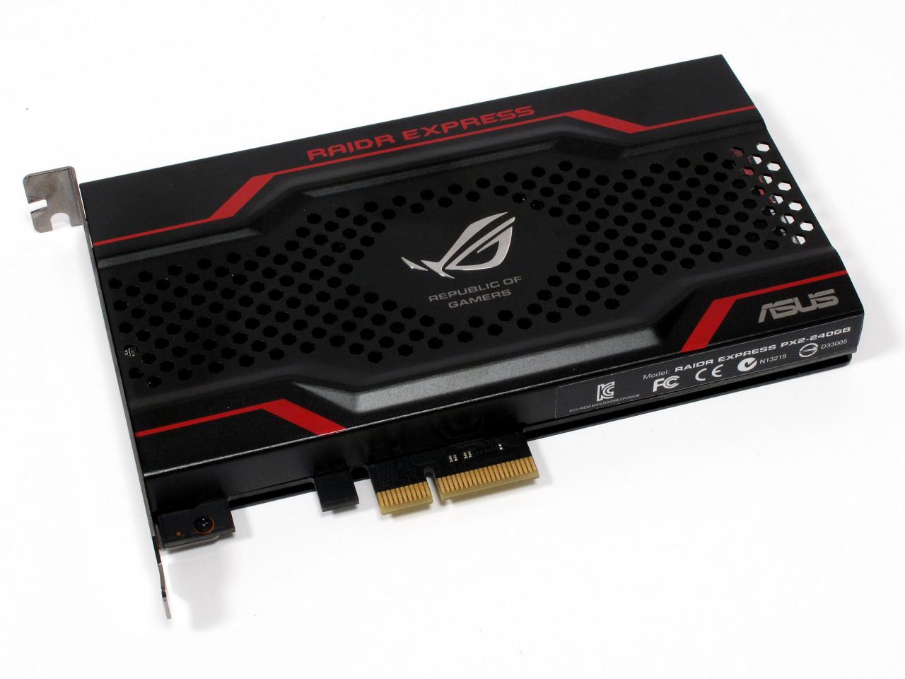 [26/04/2013] Asus ROG Raidr PCIe SSD 240GB 2 