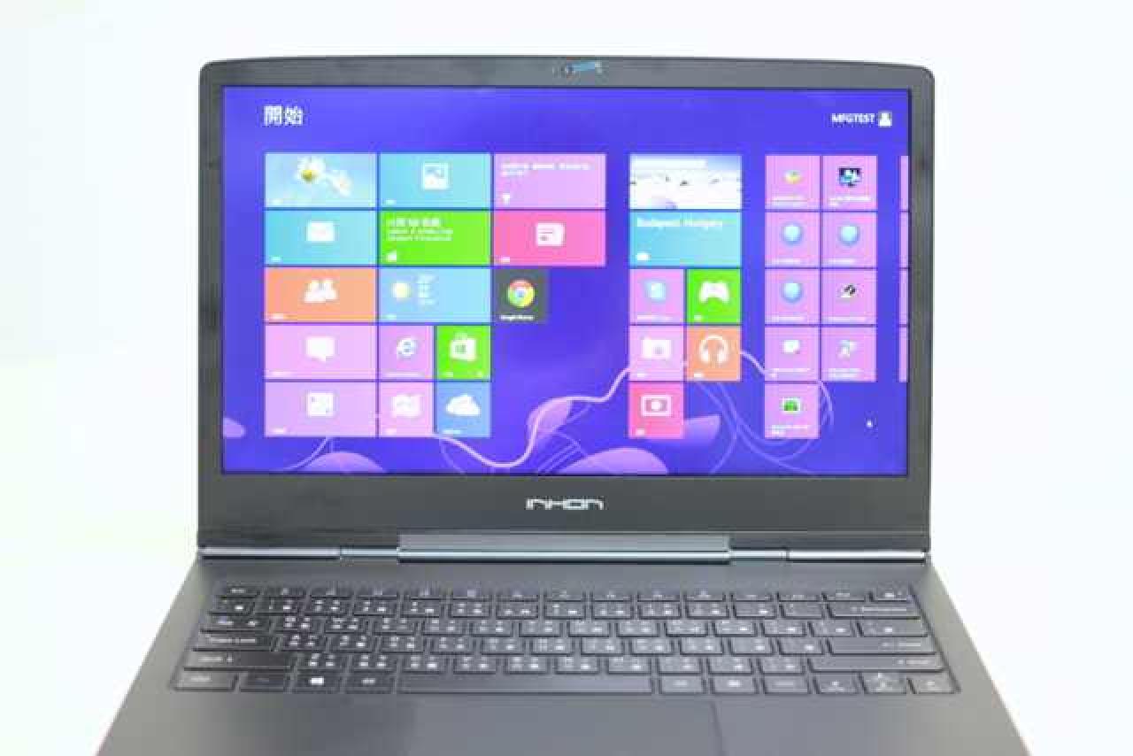 [21/04/2013] Ultrabook: Hersteller Inhon präsentiert mit dem Blade 13 Carbon das dünnste Notebook der Welt (6)