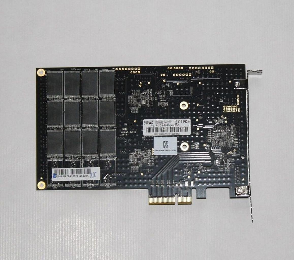 [24/04/2013] OCZ Revodrive 3 (Foto von XE85) (5)