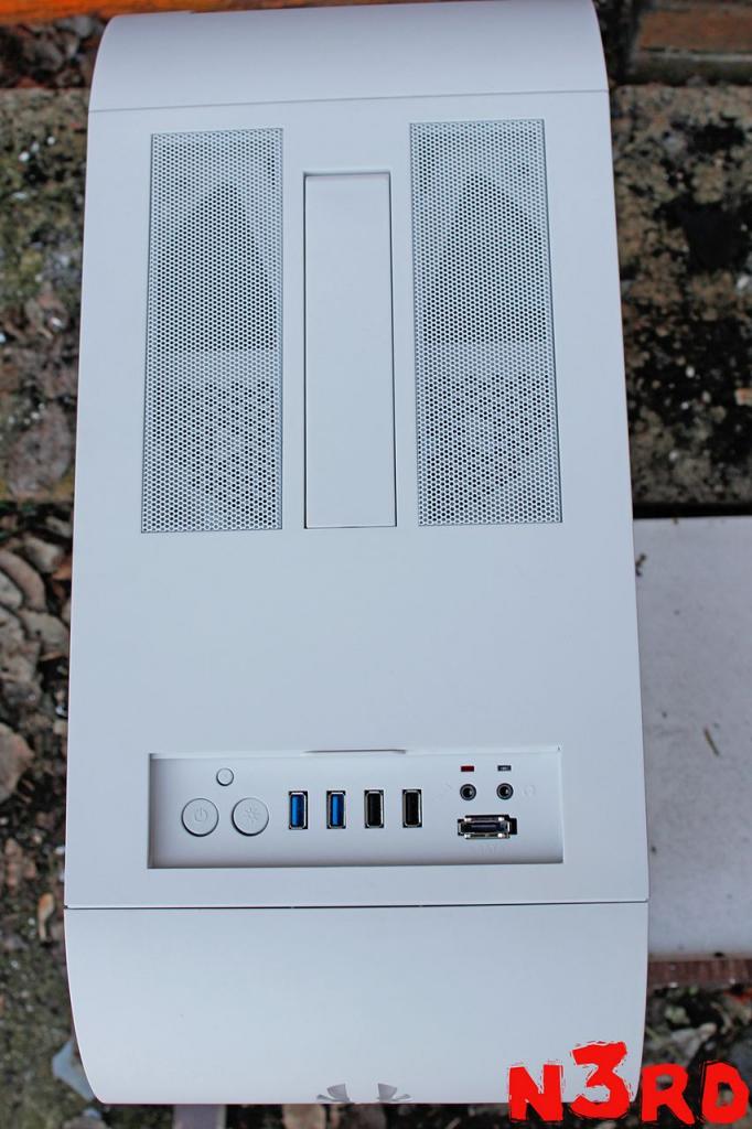 [26/04/2013] Bitfenix Survivor im Test (4)