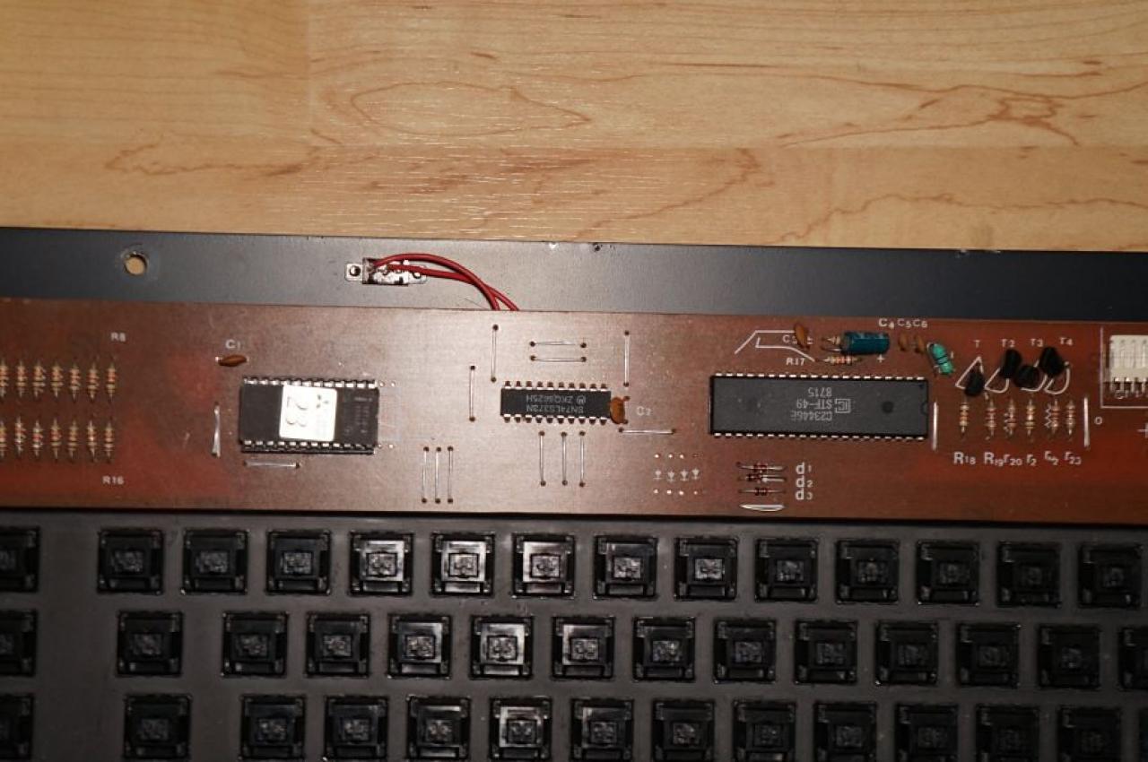 [12/04/2013] Update vom 14.04.: Tastatur nimmt ein Bad, darauf tippte man in den 80ern (6)