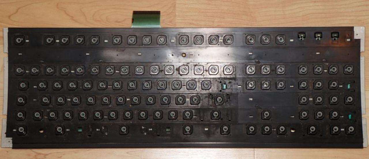[12/04/2013] Update vom 14.04.: Tastatur nimmt ein Bad, darauf tippte man in den 80ern (30)