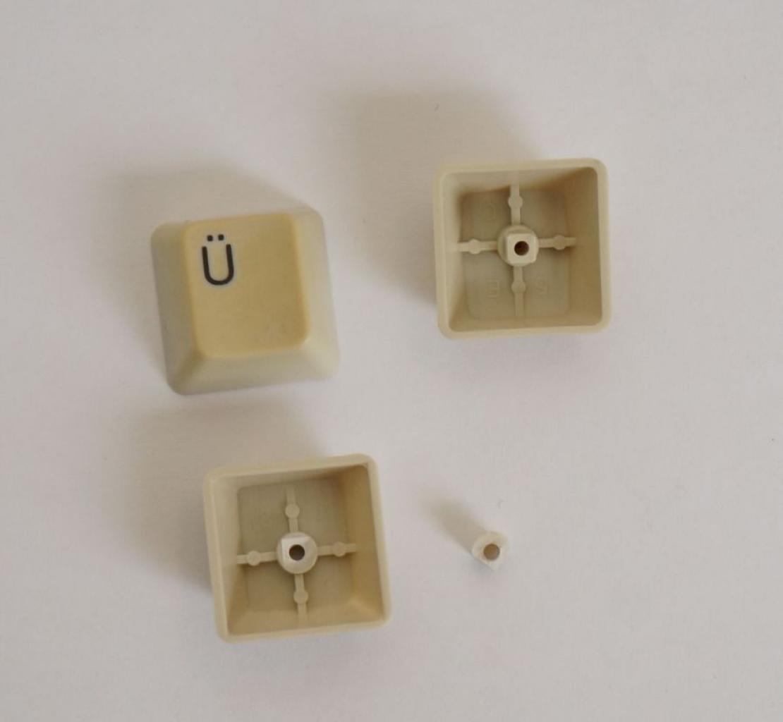 [12/04/2013] Update vom 14.04.: Tastatur nimmt ein Bad, darauf tippte man in den 80ern (33)