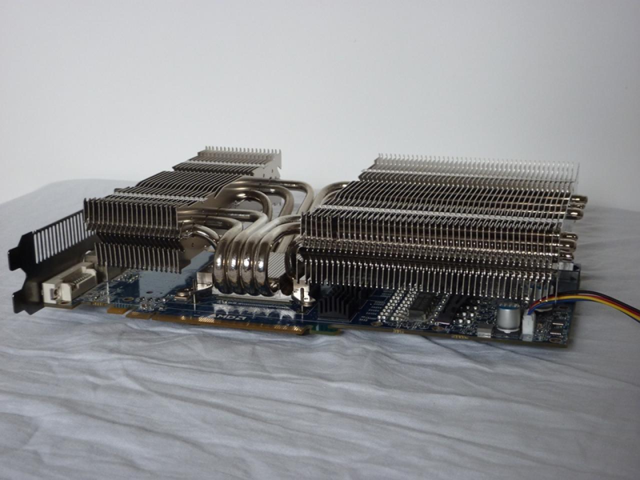 [15/04/2013] PCGHX-Review: Der Grafikkartenkühler Prolimatech MK-26 im Detail (1)