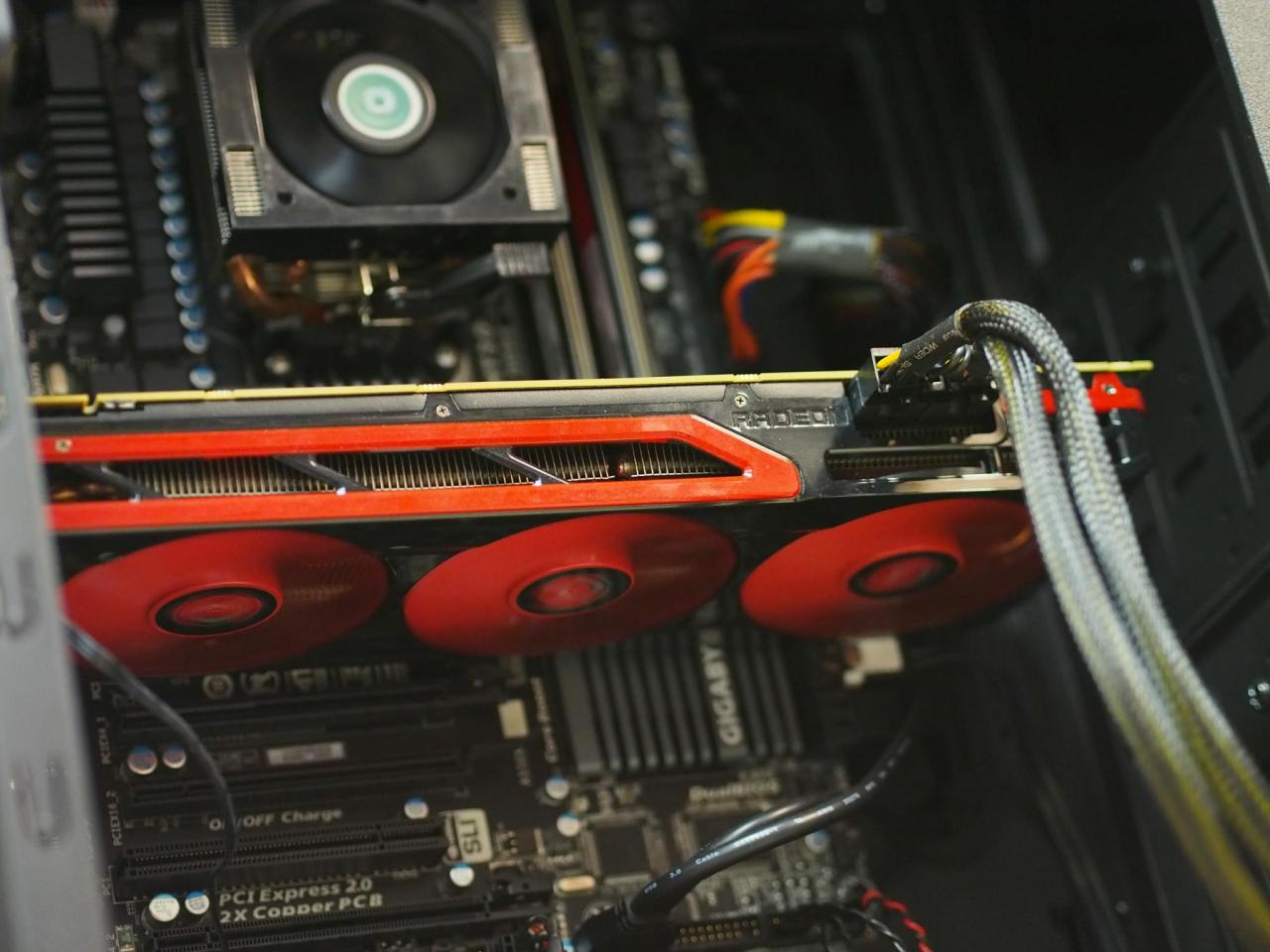 [21/04/2013] AMD Radeon HD 7990: Angebliche Benchmarks zeigen Geforce GTX 690 hinten (3)