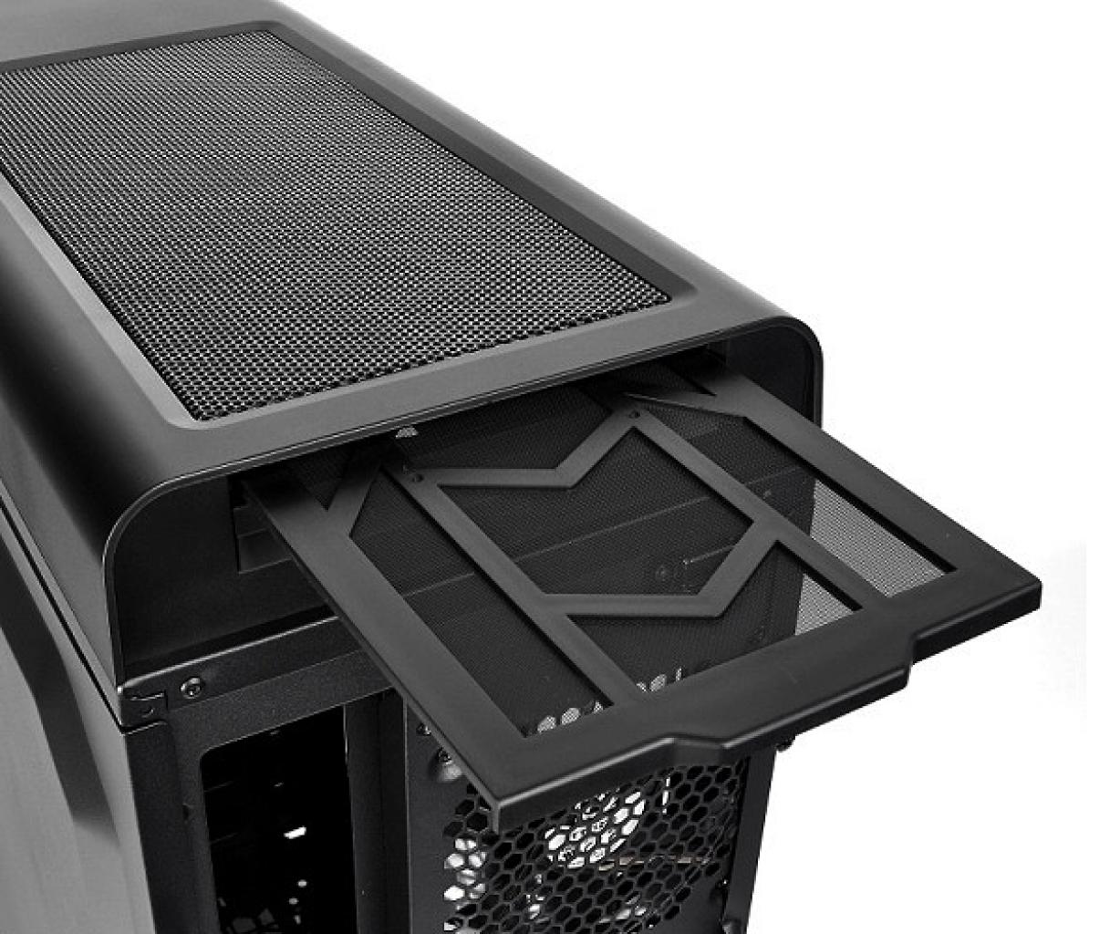 [03/04/2013] Thermaltake stellt das Urban S71 vor (7)