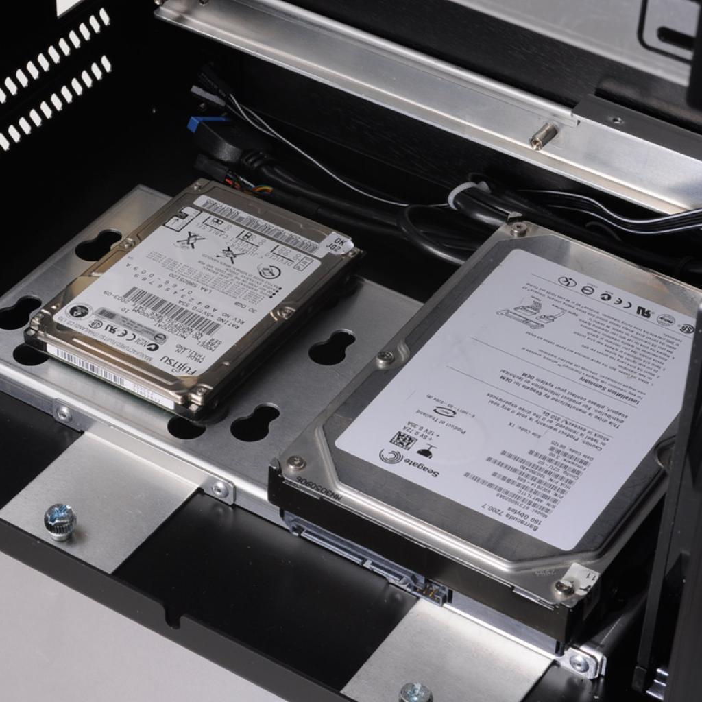 [18/04/2013] Lian Li: Die Neuen Mini-ITX-Gehäuse. Hier das PC-Q28 (10)