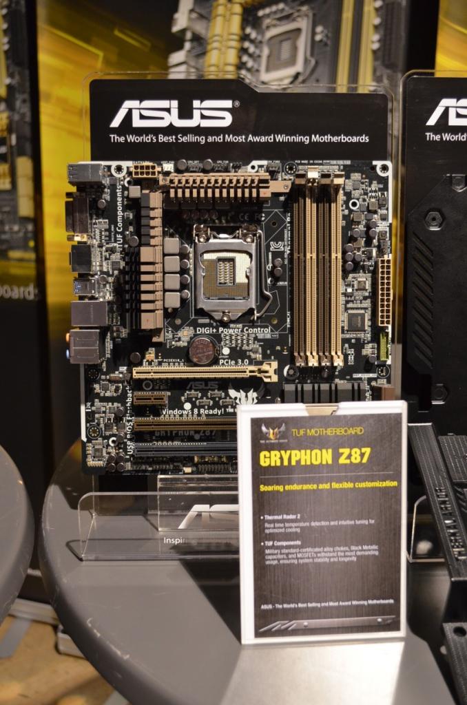 [15/05/2013] Asus Gryphon Z87 01 (1)