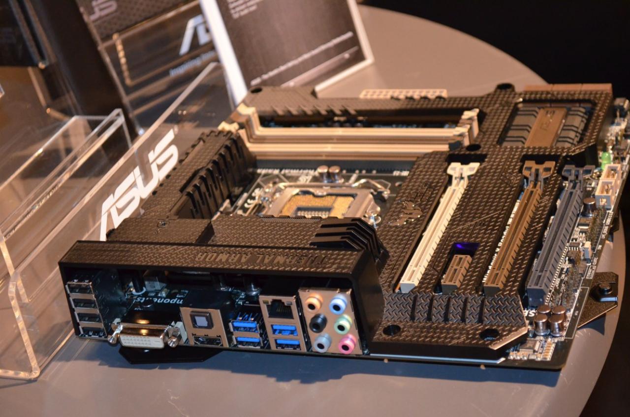 [15/05/2013] Asus Gryphon Z87 03