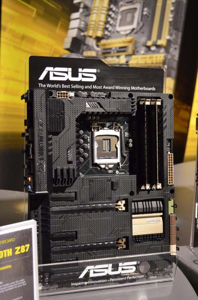 [15/05/2013] Asus Sabertooth Z87 02