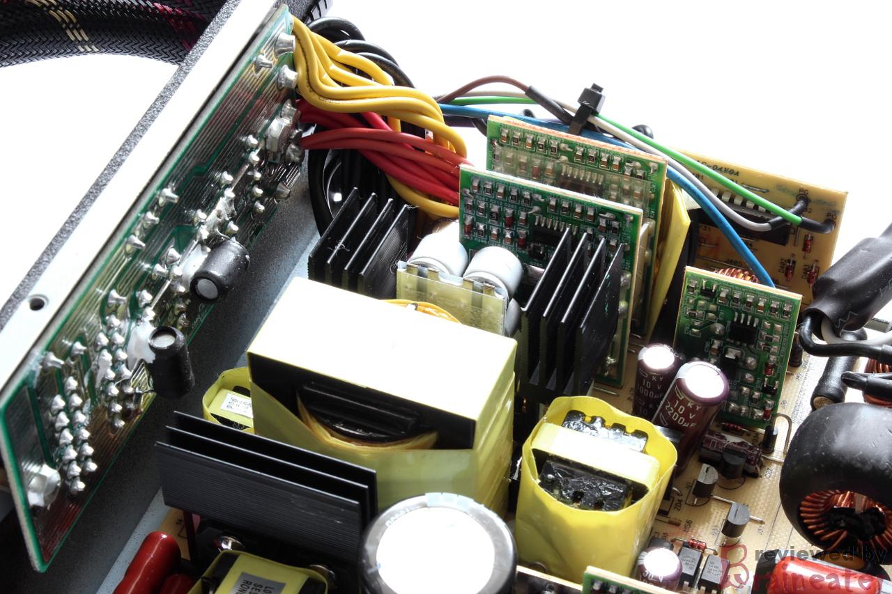 [10/05/2013] PCGHX-Review: Das Netzteil Enermax Platimax 500 Watt im Test (5)