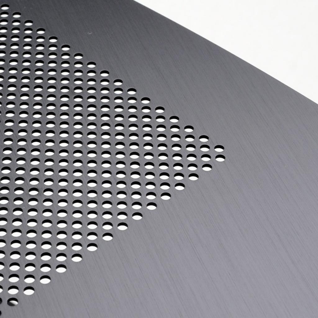 [14/05/2013] Lian Li PC-Q30 zeigt, was man hat: Besonders außergewöhnliches Gehäusedesign (17)