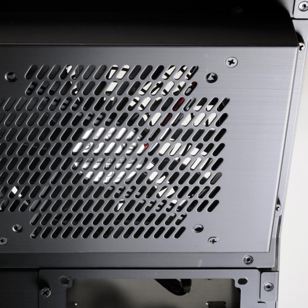 [14/05/2013] Lian Li PC-Q30 zeigt, was man hat: Besonders außergewöhnliches Gehäusedesign (9)