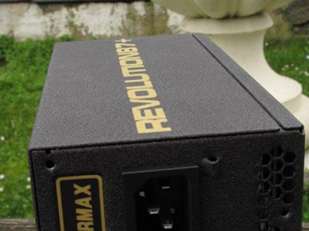 [31/05/2013] Enermax Revolution 87+ (5)
