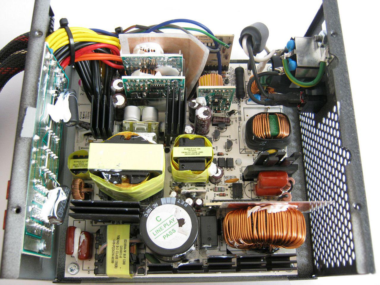 [31/05/2013] Enermax Revolution 87+ (11)