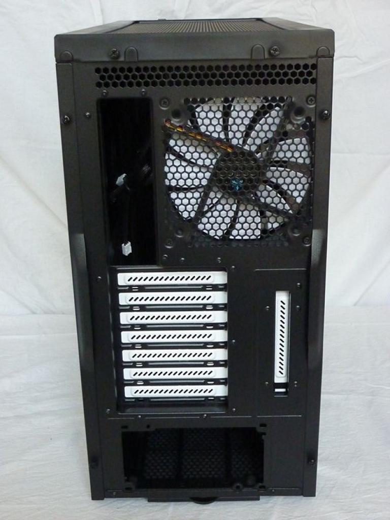 [27/05/2013] Fractal Design Arc Midi R2: Test des Midi-Towers im PCGHX-Forum (4)