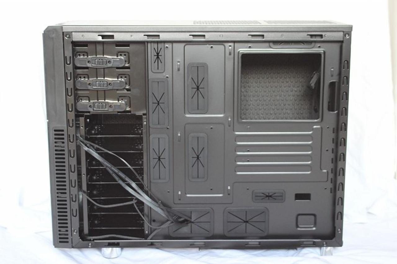 [16/05/2013] Nanoxia Deep Silence 2: Test des Midi-Towers im PCGHX-Forum (10)