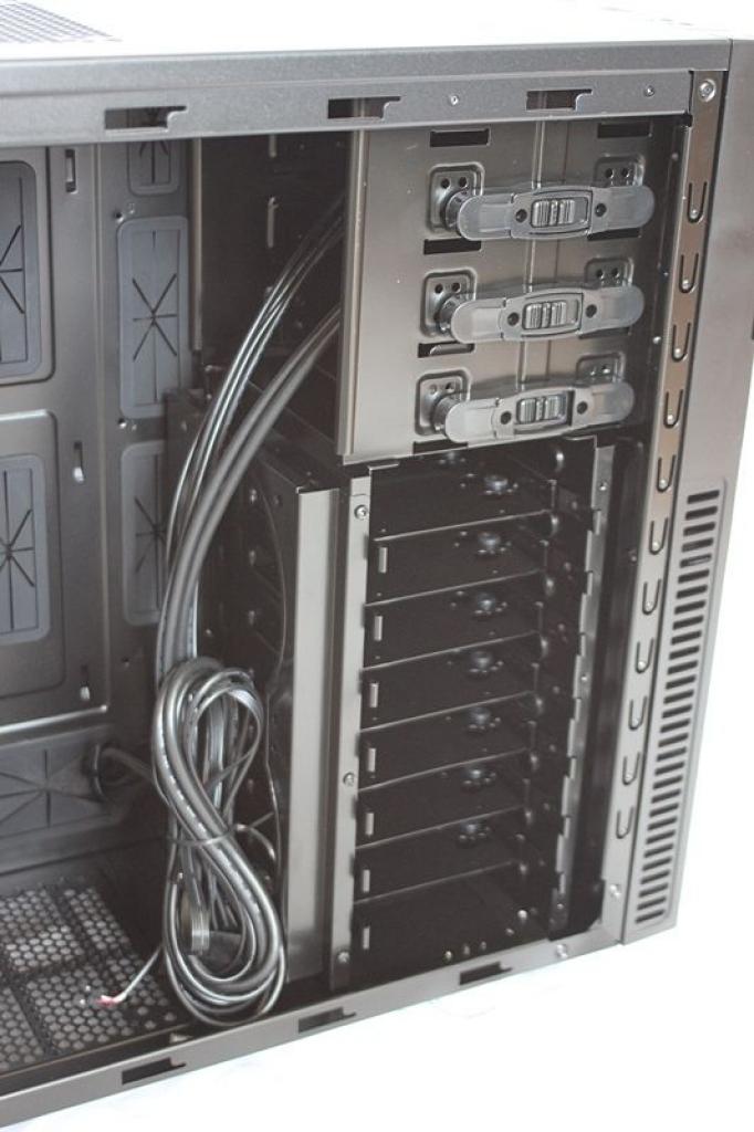 [16/05/2013] Nanoxia Deep Silence 2: Test des Midi-Towers im PCGHX-Forum (11)