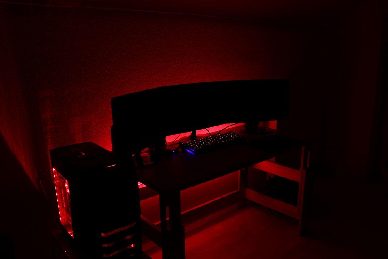 [31/05/2013] Update vom 02.06. mit neuen Schreibtischen (38)