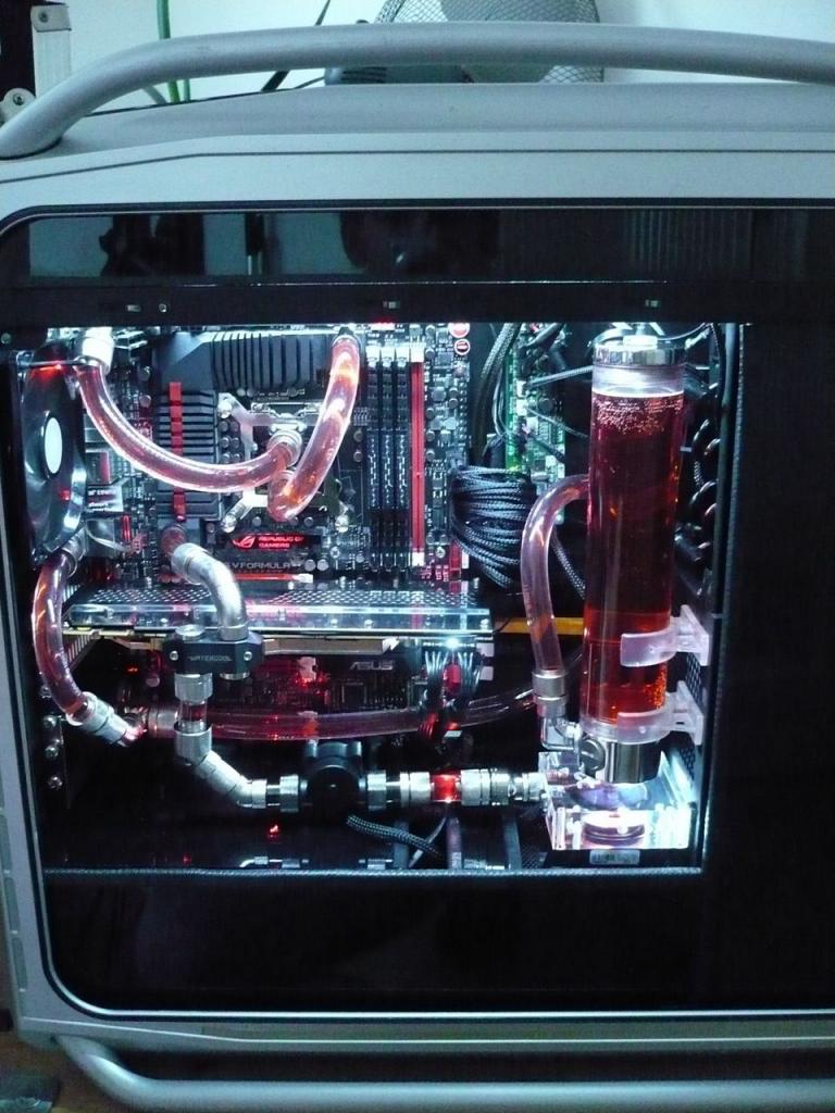 [24/05/2013] Update vom 26.05. mit neuen Wakü-Bildern der PCGHX-Community (26)