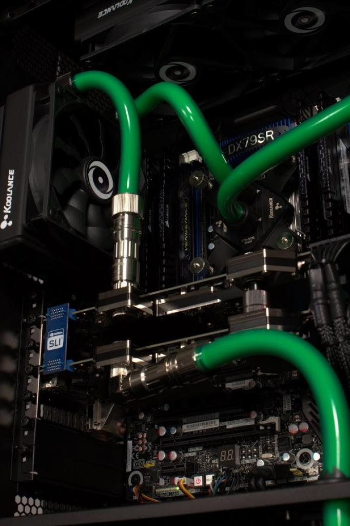 [27/05/2013] Erste Flüssigkeitsgekühlte Geforce GTX 780 serienmäßig in den USA erhältlich (1)
