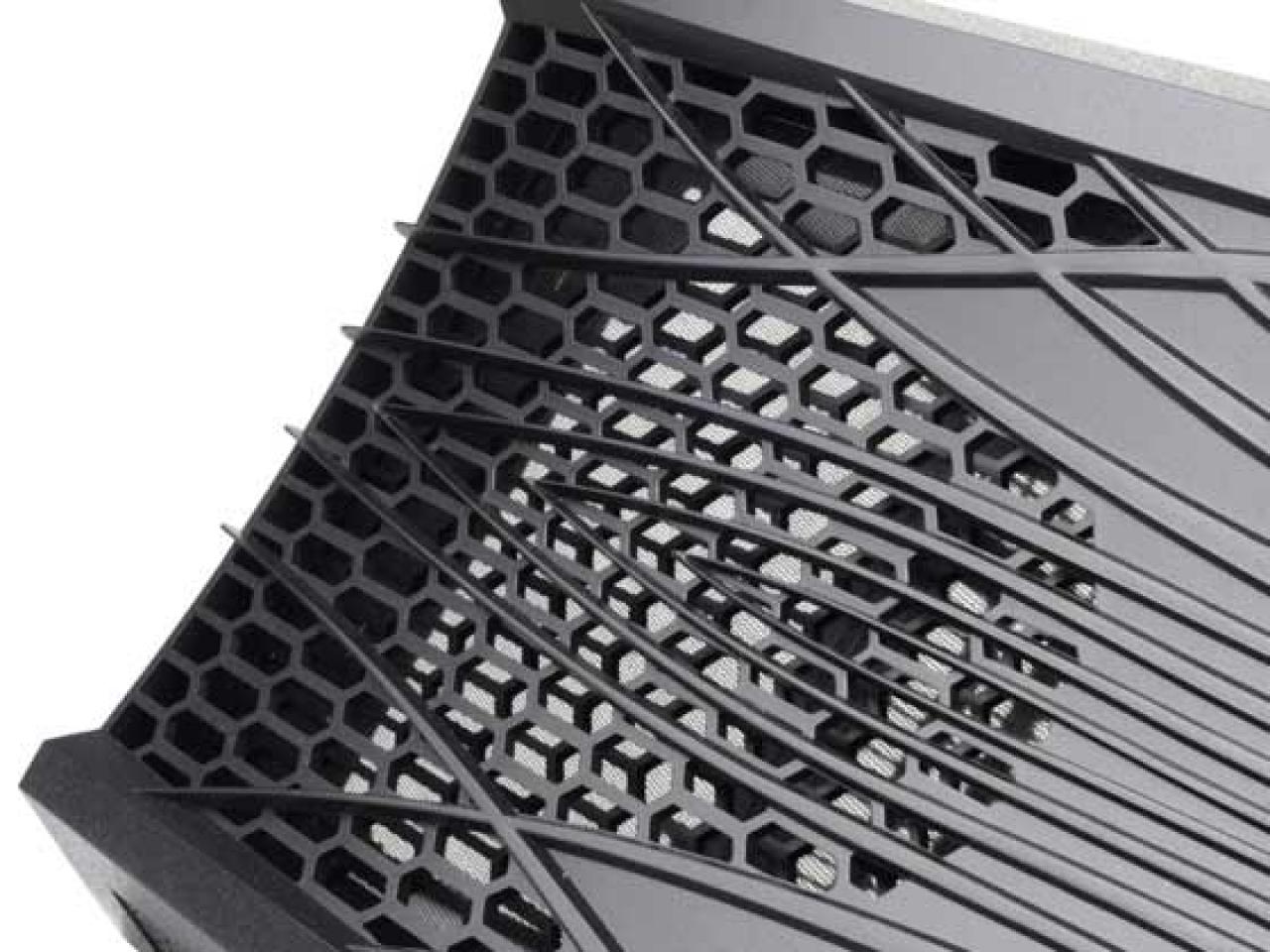 [10/05/2013] Silverstone kündigt neuen Big-Tower an: Der Raven RV04 vorgestellt (4)