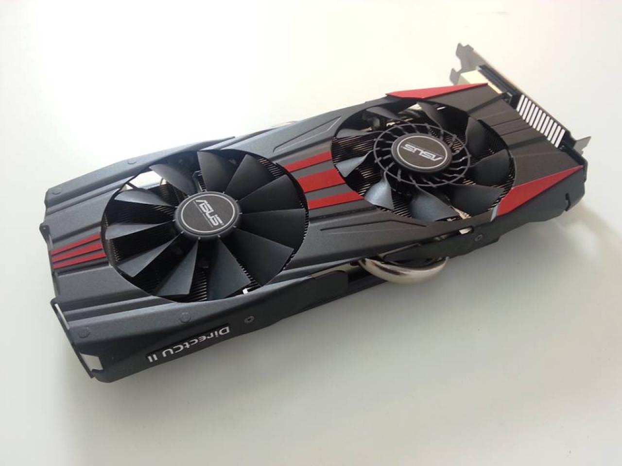 [10/06/2013] Asus: Mit der Geforce GTX 780 DirectCU 2 OC kommt ein neues Design (3)
