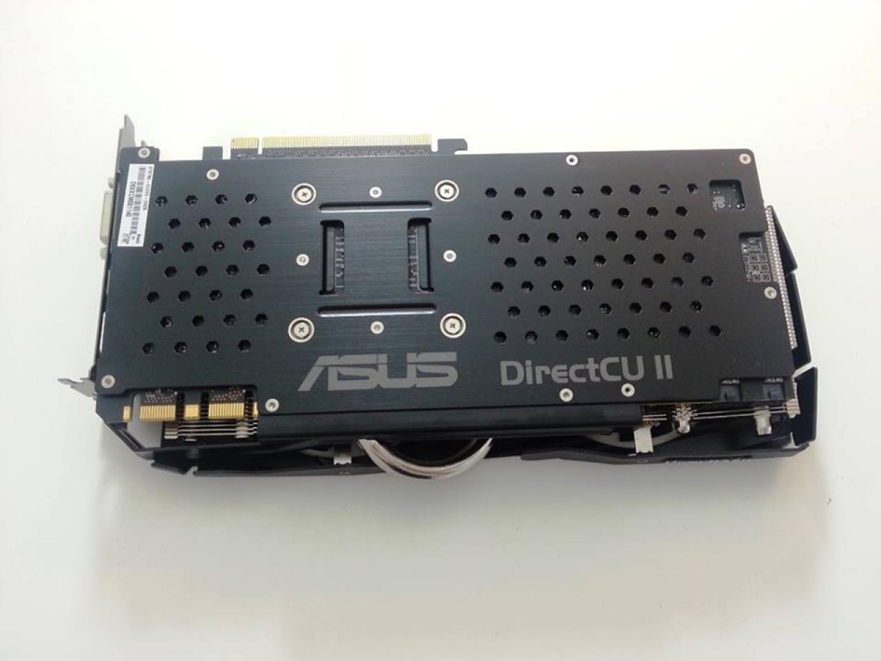 [10/06/2013] Asus: Mit der Geforce GTX 780 DirectCU 2 OC kommt ein neues Design (1)