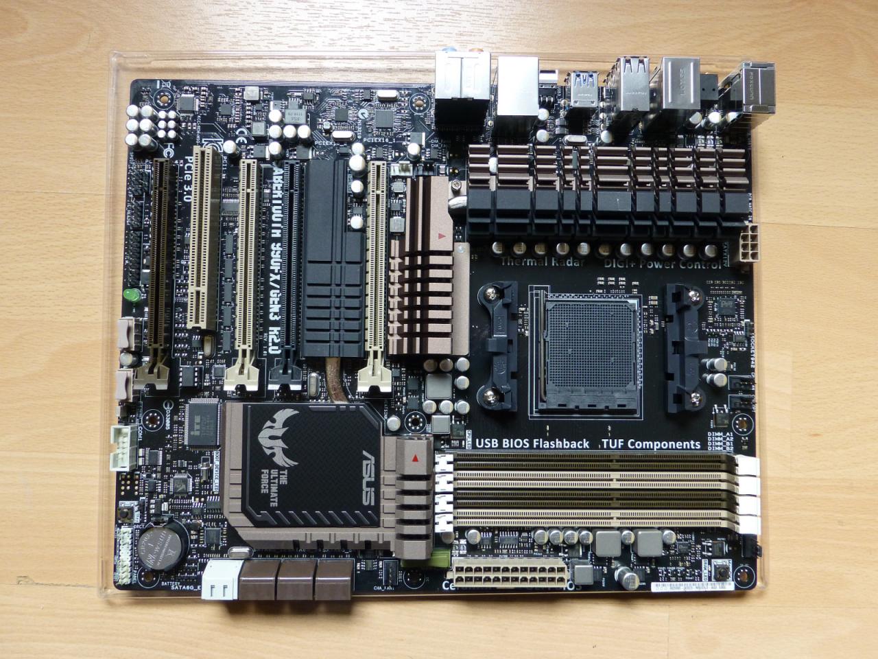 [11/06/2013] Asus Sabertooth 990FX GEN3 R2.0