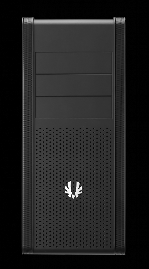 [27/06/2013] Bitfenix zeigt das Midi-Gehäuse Ronin (6)
