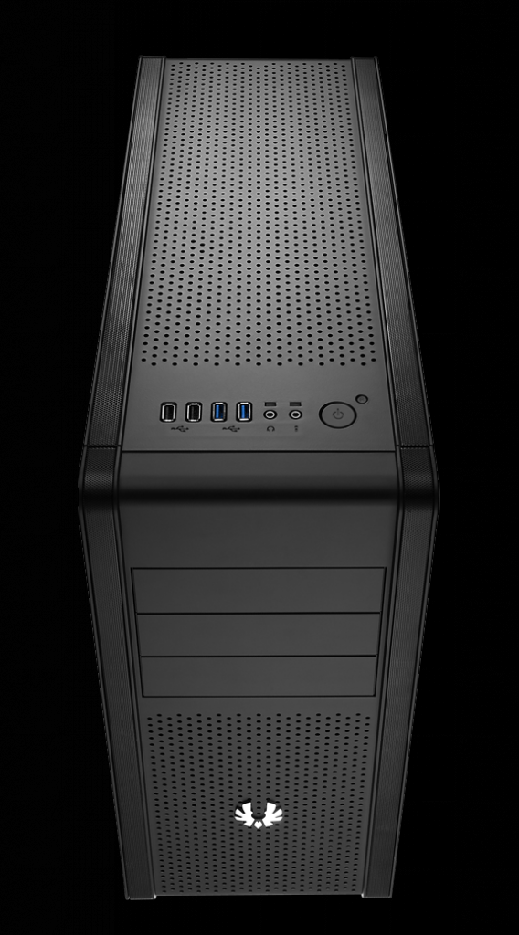 [27/06/2013] Bitfenix zeigt das Midi-Gehäuse Ronin (7)