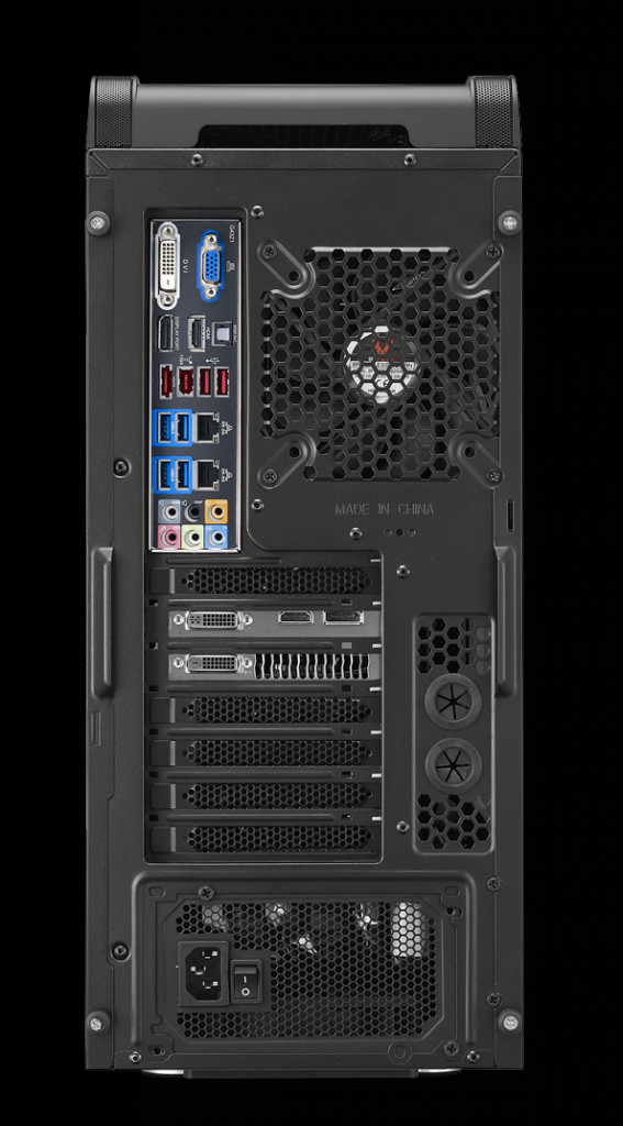 [27/06/2013] Bitfenix zeigt das Midi-Gehäuse Ronin (8)