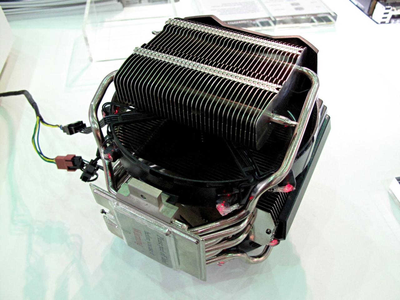 [09/06/2013] Coolermaster zeigt CPU-Kühler V8 GTS und Nepton-Kompakt-Wasserkühlung (4)