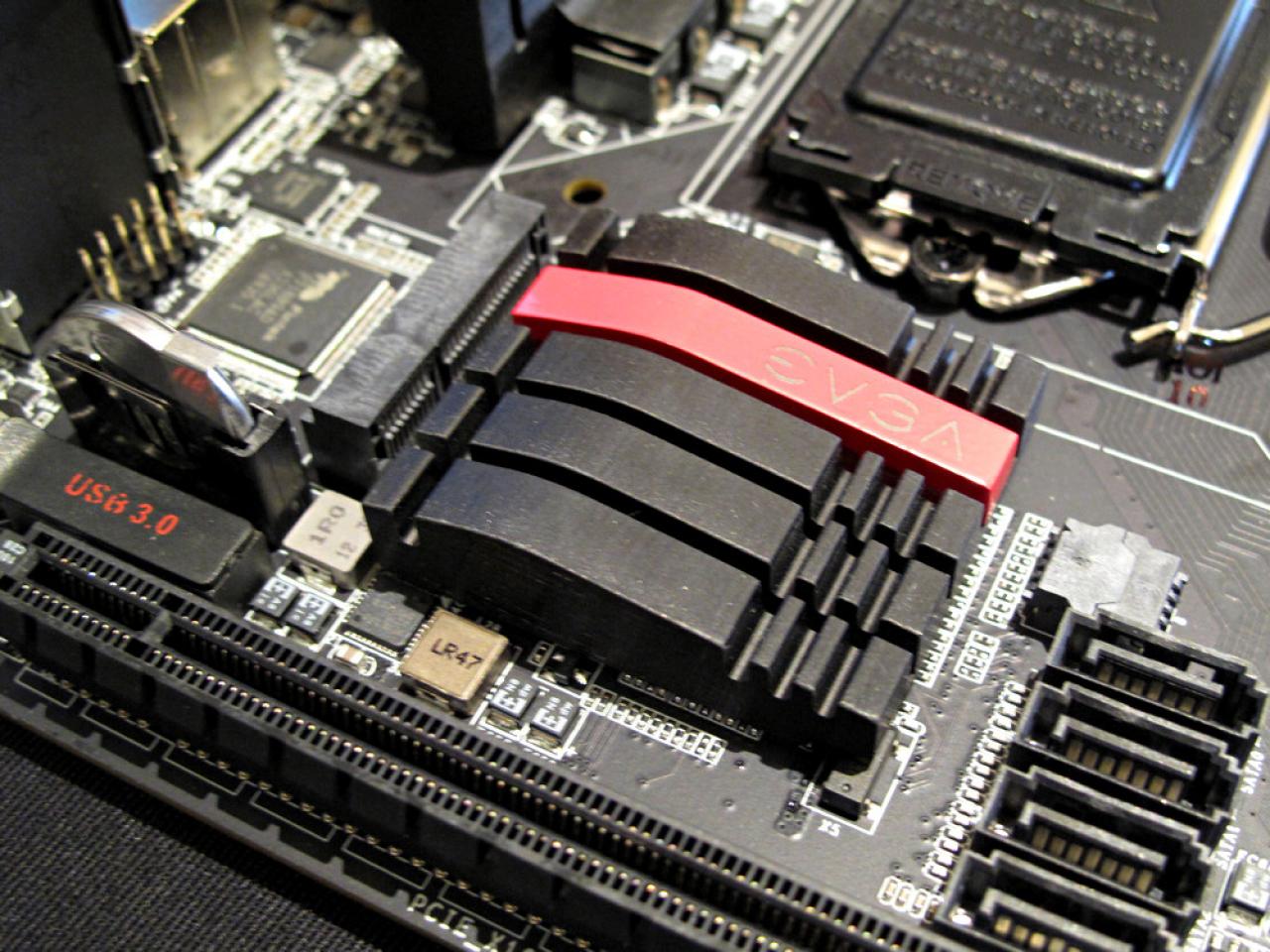 [05/06/2013] EVGA Haswell Boards 03