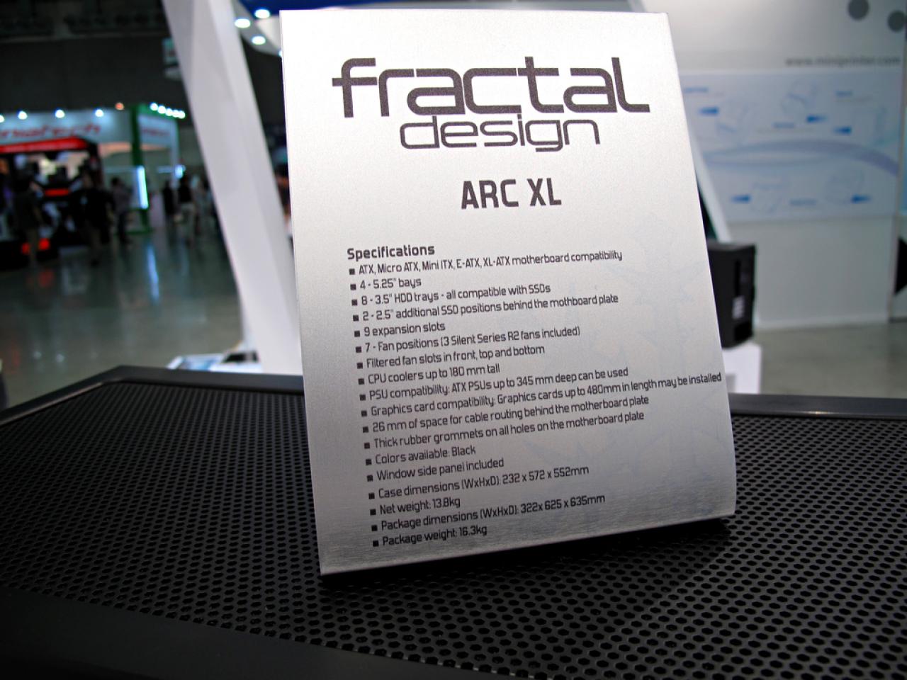 [09/06/2013] Fractal Design zeigt neue Gehäuse: Arc XL, Arc Mini R2 und Node 304 in weiß (5)