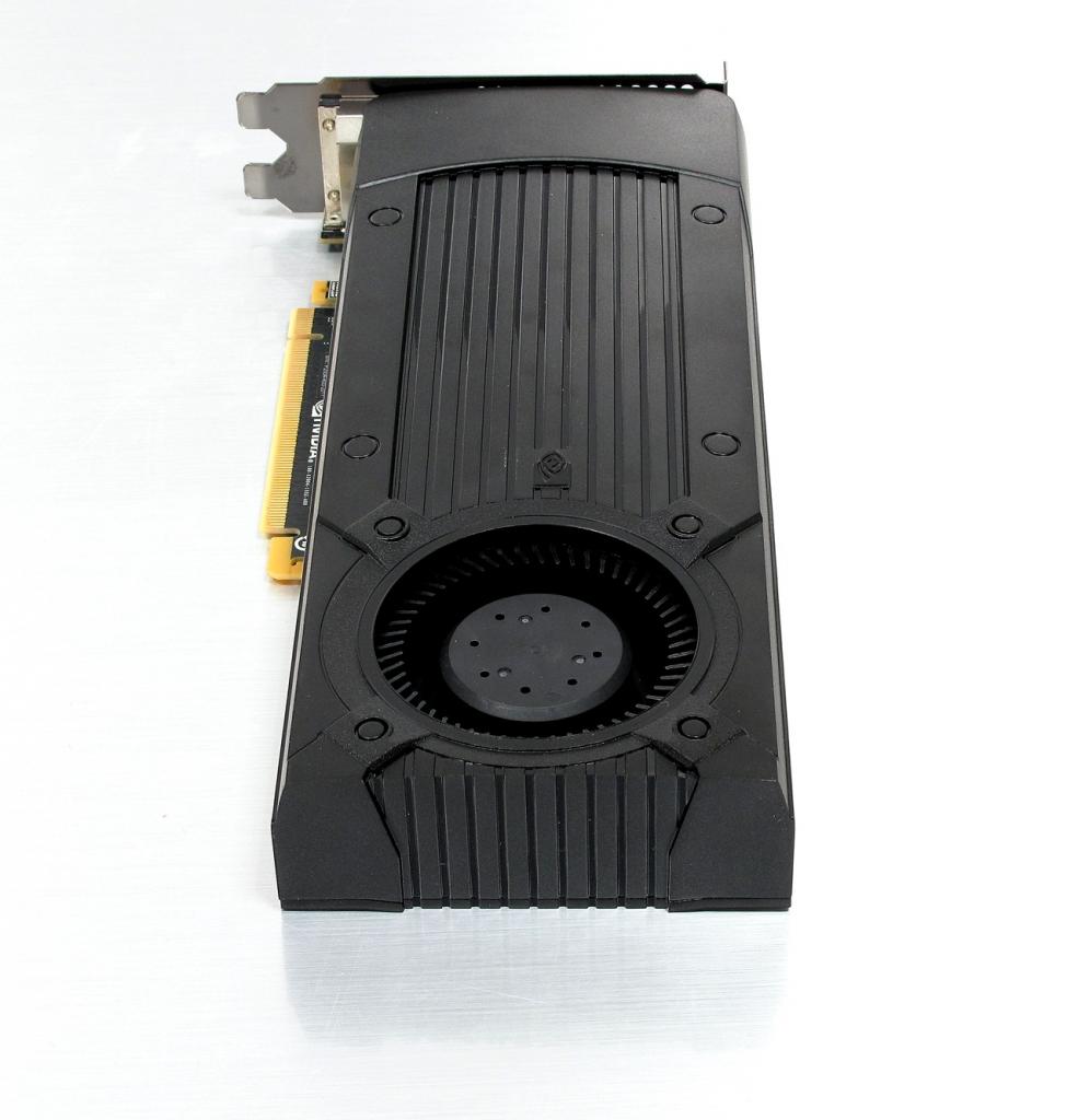 [24/06/2013] Geforce GTX 760 GK104 224 A2 Reference Design 3