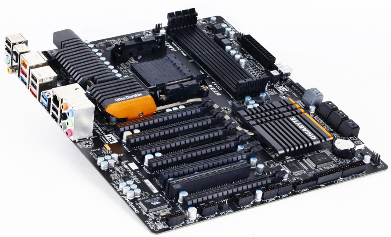 [27/06/2013] 990FXA-UD7 Rev 3.0: Gigabytes neues AM3+-Board (2)