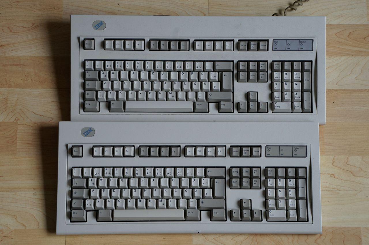 [14/06/2013] Update vom 17.06.: Lackierte Modding-Maus mit Schwanz und Höckern (29)