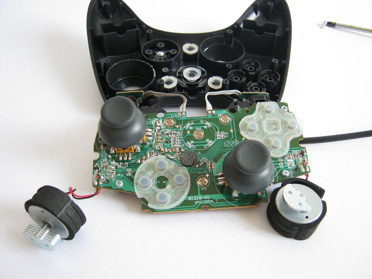 [14/06/2013] Update vom 17.06.: Lackierte Modding-Maus mit Schwanz und Höckern (7)