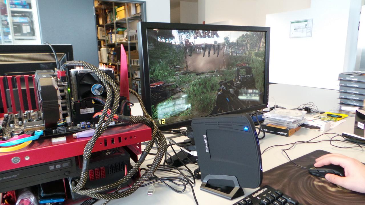 [07/06/2013] Ein Mini im Stresstest: Im Rahmen des für die Ausgabe 08/2013 geplanten Mini-PC-Specials wagt unser Spieleonkel eine Partie Crysis 3 mit dem mit einer AMD A8-4555M (HD7600G-APU) bestückten Mini-PC Sapphire Edge VS8. Ob man den Shooter mit diesem Zwerg wirklich spielen kann, erfahren Sie spätestens in der nächsten Ausgabe der PCGH.