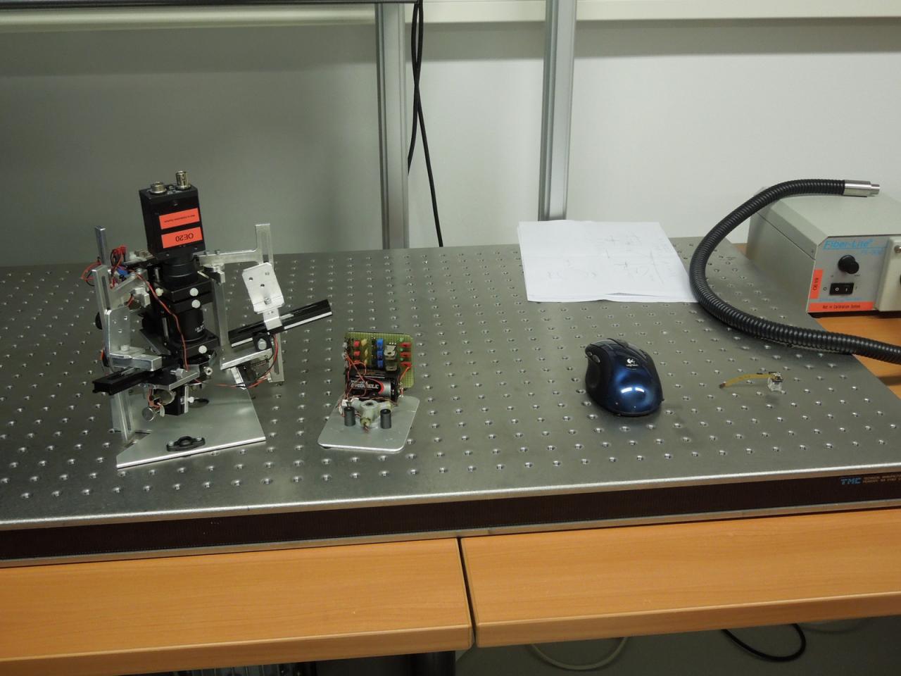 [05/06/2013] Vom Linsen-Prototyp zum in Massenfertigung hergestellten Sensor im finalen Produkt, der MX 510.
