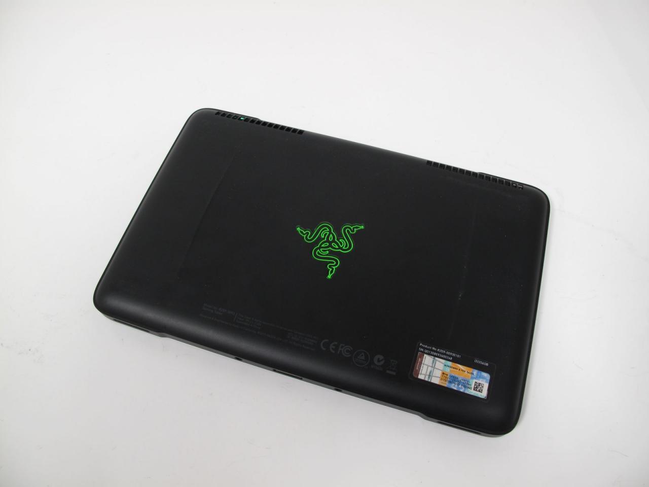 [25/06/2013] Razer Edge Test: Was kann das Gaming-Tablet für gut Betuchte? (7)