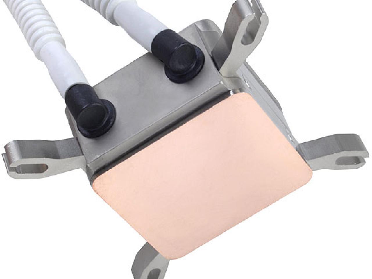 [12/06/2013] Silverstone zeigt neue CPU-Wasserkühlungen Tundra TD-02 und TD-03 (1)